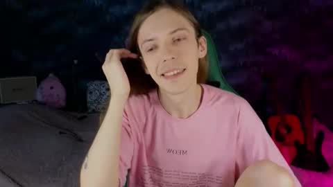 Snapshot of m1shq chatting on September 19, 5:57 pm m1shq online show from September 19, 5:57 pm