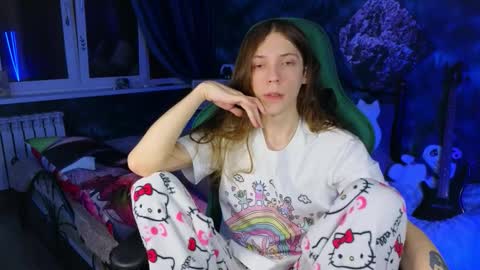 Snapshot of m1shq chatting on February 7, 1:53 am m1shq online show from February 7, 1:53 am