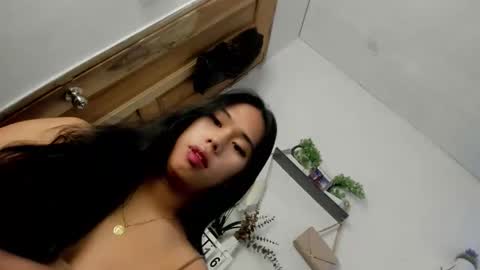 Snapshot of m1ssjanelana69 chatting on May 16, 12:07 am Janelovesu online show from May 16, 12:07 am