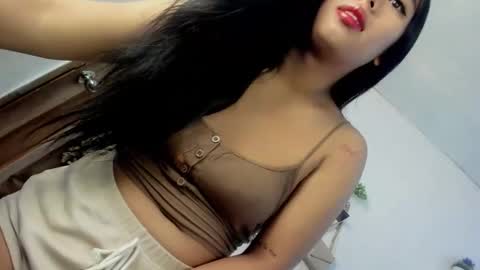 Snapshot of m1ssjanelana69 chatting on June 10, 12:00 am Janelovesu online show from June 10, 12:00 am