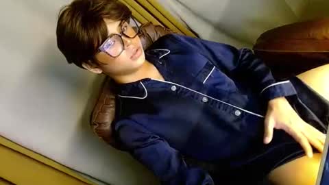 maddison online show from April 6, 5:25 pm