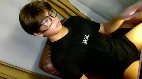 maddison online show from April 8, 4:07 pm