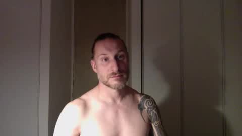 m4rduk online show from December 3, 5:22 pm