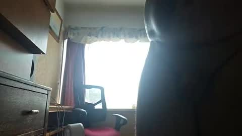 Snapshot of m536327 chatting on June 18, 11:36 am Fantasy guy online show from June 18, 11:36 am