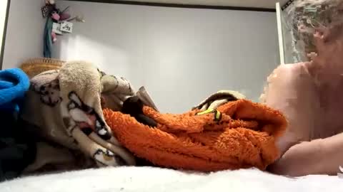 m 80 online show from October 25, 9:17 am