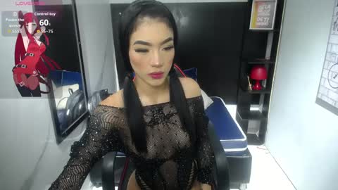 Snapshot of m_o_r_i_t_a chatting on April 13, 7:52 pm MORITA online show from April 13, 7:52 pm