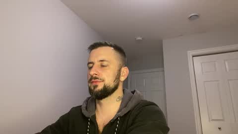 m_stephen online show from May 27, 2:41 am