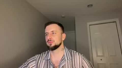 m_stephen online show from June 2, 3:19 am