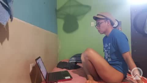 Snapshot of maaqui chatting on August 9, 10:04 pm Maaqui online show from August 9, 10:04 pm