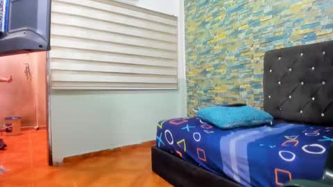 Snapshot of maaster420 chatting on February 6, 8:34 pm itgram pezlo josue online show from February 6, 8:34 pm