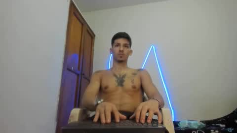 itgram pezlo josue online show from February 3, 8:14 pm