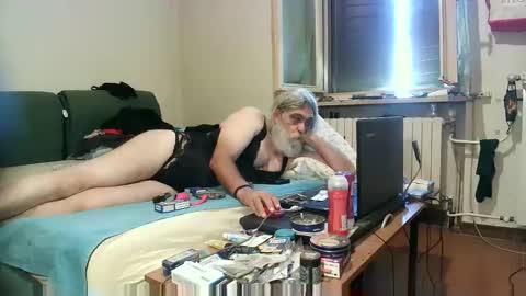 Snapshot of maax1970to chatting on September 11, 10:37 am maax1970 online show from September 11, 10:37 am