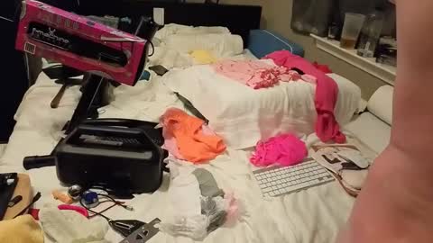 mac1119 online show from November 19, 8:03 am