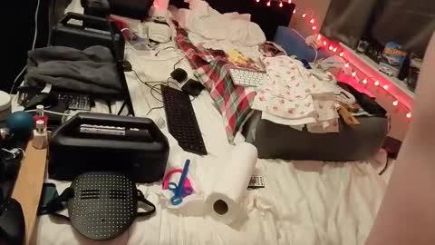 mac1119 online show from February 13, 6:09 am