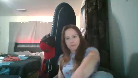 maceyloves online show from February 14, 5:15 am