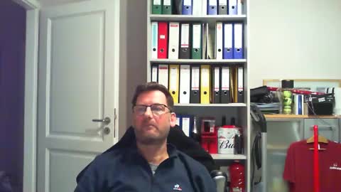 Snapshot of macfly67 chatting on January 26, 10:35 pm macfly67 online show from January 26, 10:35 pm