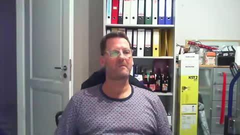 macfly67 online show from February 3, 6:46 pm