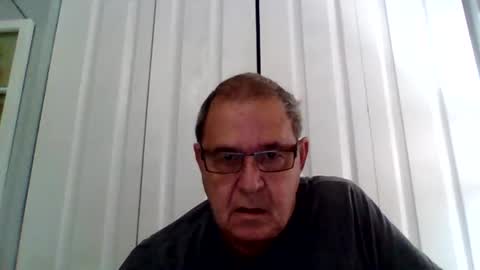 Snapshot of machet1 chatting on November 15, 2:57 pm machet1 online show from November 15, 2:57 pm