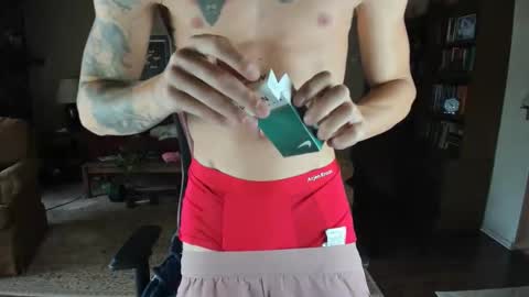 machinecumkelly69 online show from May 21, 10:28 pm