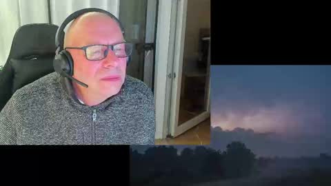 Snapshot of machinegun3dx chatting on May 1, 12:48 am Andy online show from May 1, 12:48 am