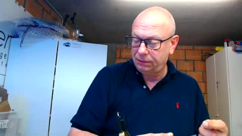 Snapshot of machinegun3dx chatting on June 18, 6:56 pm Andy online show from June 18, 6:56 pm