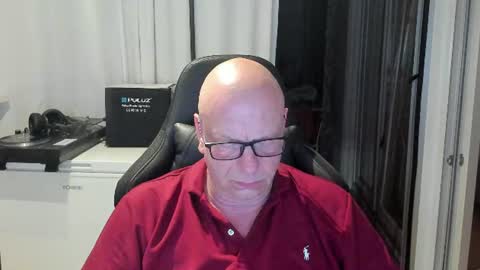 Snapshot of machinegun3dx chatting on June 22, 10:07 pm Andy online show from June 22, 10:07 pm