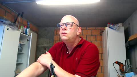 Snapshot of machinegun3dx chatting on June 27, 12:22 pm Andy online show from June 27, 12:22 pm
