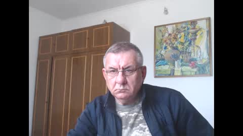 Macho online show from April 13, 10:54 am