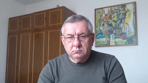 Snapshot of machomale3 chatting on April 30, 12:22 pm Macho online show from April 30, 12:22 pm