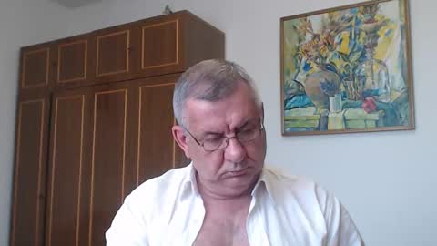 Snapshot of machomale3 chatting on May 28, 2:47 pm Macho online show from May 28, 2:47 pm