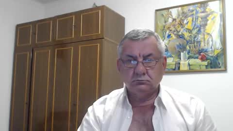 Snapshot of machomale3 chatting on June 9, 9:59 pm Macho online show from June 9, 9:59 pm