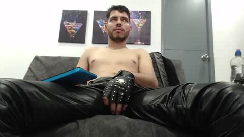 instagram mackdanielsx online show from May 23, 9:08 pm
