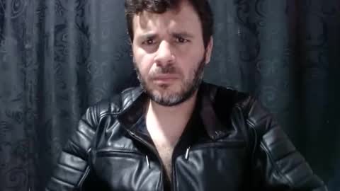 Snapshot of mack_disel chatting on April 21, 10:10 am MACK online show from April 21, 10:10 am
