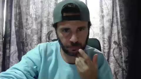 Snapshot of mack_disel chatting on May 4, 8:05 pm MACK online show from May 4, 8:05 pm