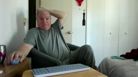 mackdocc001 online show from March 19, 4:55 pm