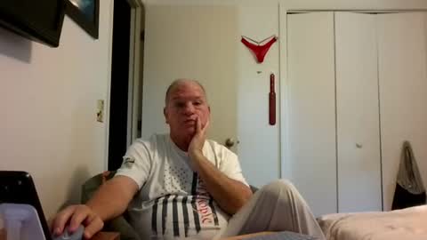 Snapshot of mackdocc001 chatting on July 2, 4:02 pm mackdocc001 online show from July 2, 4:02 pm