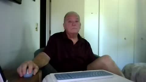 Snapshot of mackdocc001 chatting on July 19, 1:59 pm mackdocc001 online show from July 19, 1:59 pm
