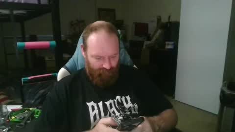 Snapshot of mackhere4u chatting on June 22, 1:29 am mackhere4u online show from June 22, 1:29 am