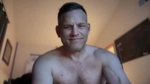 Snapshot of mackincaliallday chatting on March 1, 2:19 pm MackinCaliAllDay online show from March 1, 2:19 pm