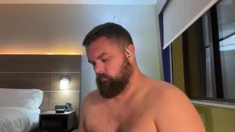 Snapshot of macrackin33 chatting on December 16, 12:04 am macrackin33 online show from December 16, 12:04 am