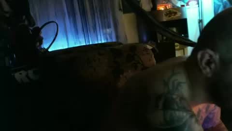 Snapshot of mad_dem0n chatting on March 2, 12:20 am Manuel online show from March 2, 12:20 am