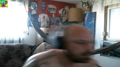 Snapshot of mad_dem0n chatting on March 6, 11:14 am Manuel online show from March 6, 11:14 am