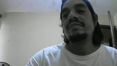 Snapshot of mad_masturbador_45 chatting on November 10, 2:05 pm Cris B online show from November 10, 2:05 pm