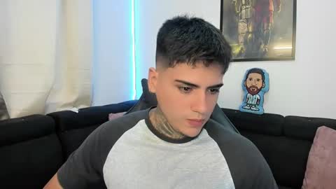 Snapshot of mad_maxxx1 chatting on February 21, 2:27 pm max online show from February 21, 2:27 pm