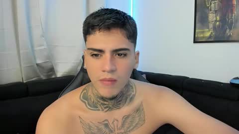 Snapshot of mad_maxxx1 chatting on February 22, 1:24 pm max online show from February 22, 1:24 pm