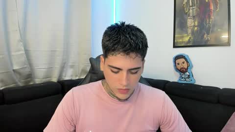 Snapshot of mad_maxxx1 chatting on March 1, 10:42 pm max online show from March 1, 10:42 pm