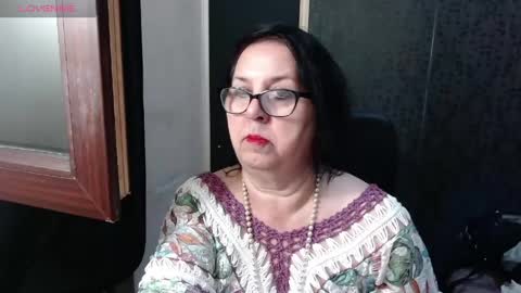Snapshot of madam_sanjanne chatting on June 9, 8:53 pm Madam Sanjanne online show from June 9, 8:53 pm