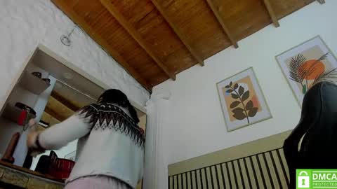 Snapshot of madame_ibby chatting on May 3, 2:01 pm madame ibby online show from May 3, 2:01 pm