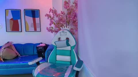 Snapshot of madame_scarllet chatting on May 23, 11:36 am Madame Scarllet online show from May 23, 11:36 am