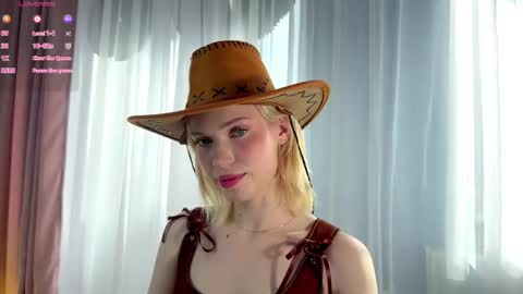 Fiona online show from April 10, 4:50 am